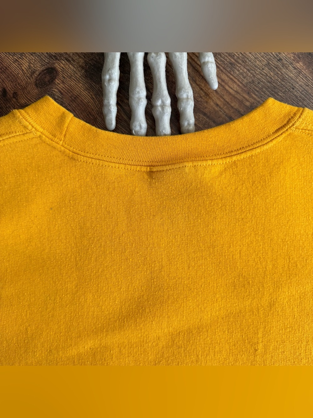 💀 SOLD 💀 Cats Are My Friends Yellow Rainbow Graphic Crewneck Sweatshirt ~ Size L - Picture 7 of 8
